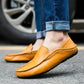 Handgemaakte leren loafers voor heren, in Milanese stijl.