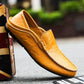 Handgemaakte leren loafers voor heren, in Milanese stijl.
